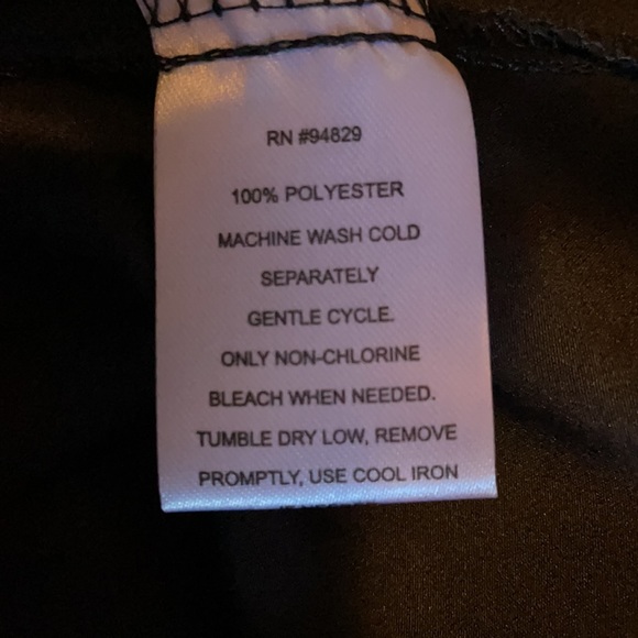 NWOT Derek Plus Black Vneck Tank Top with Low Vback, 2x - Picture 5 of 6